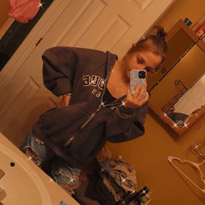 Meet your Posher, Grace